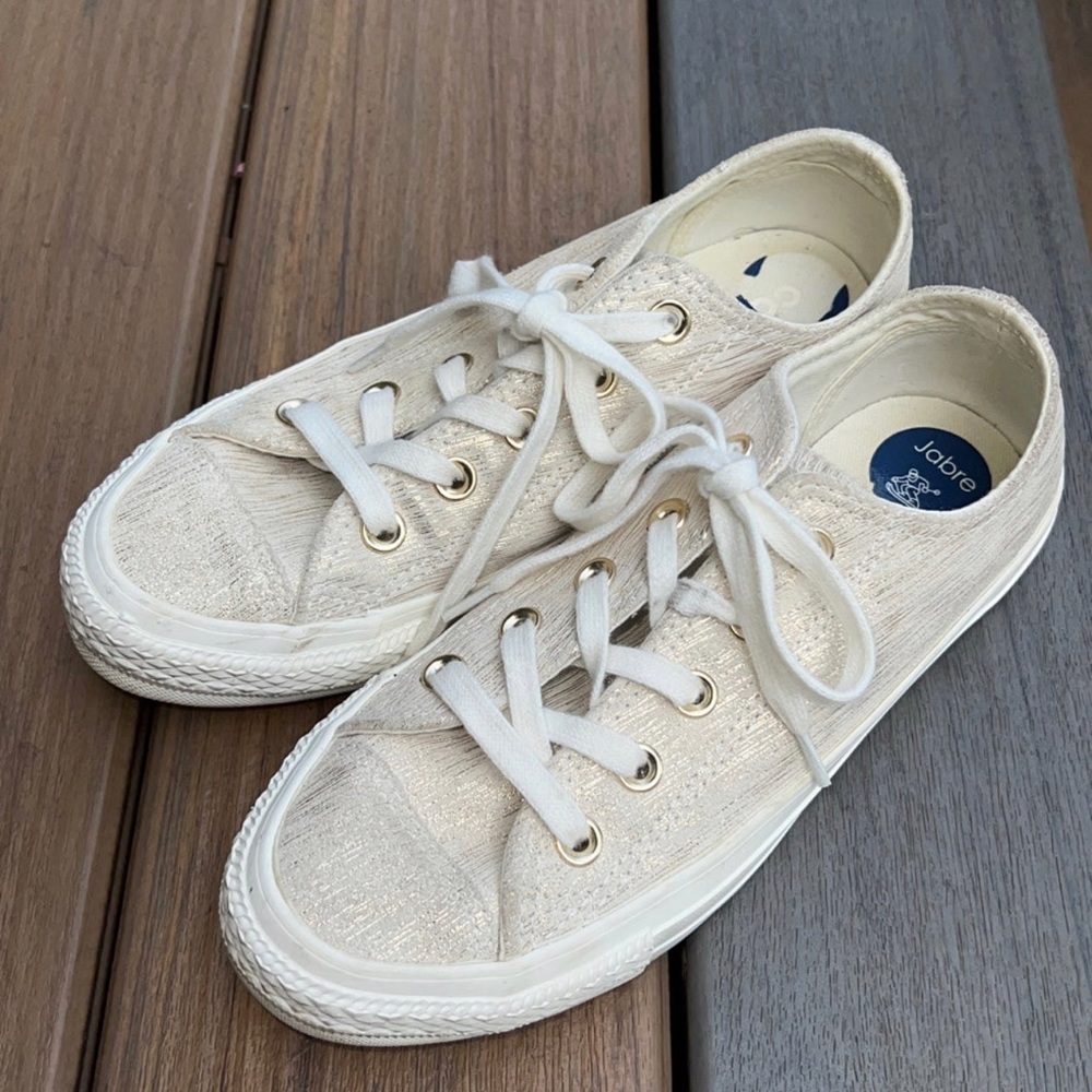Ladies converse size 6